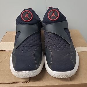 Jordan women's size 8